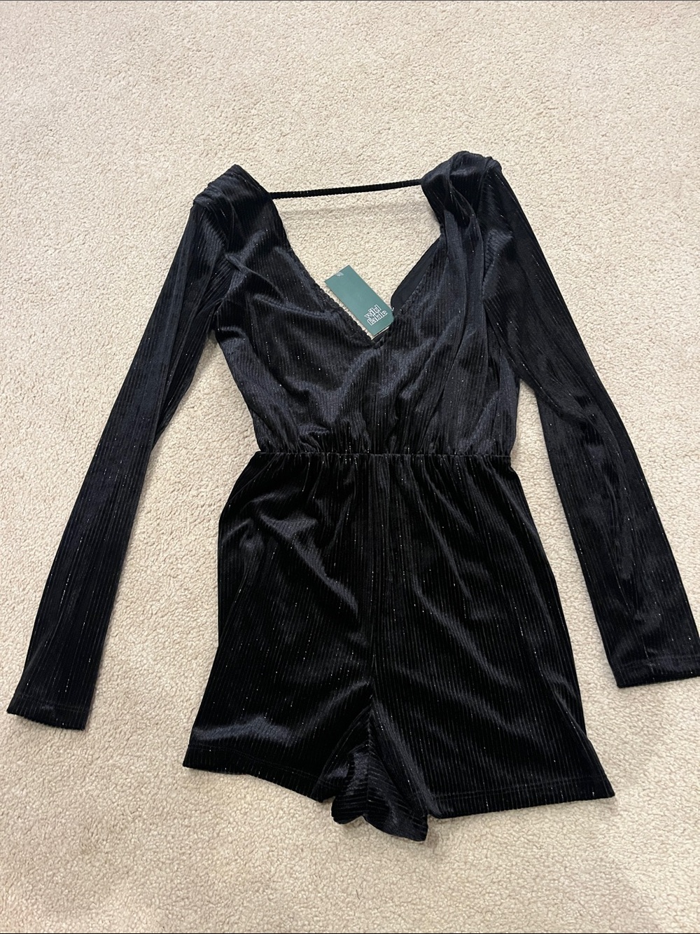 wild fable Black sparkle Velvet Long-Sleeve Romper-XS